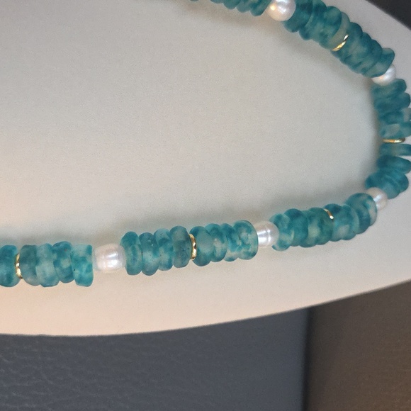 Elegant Blue Beaded Necklace - Picture 2 of 4